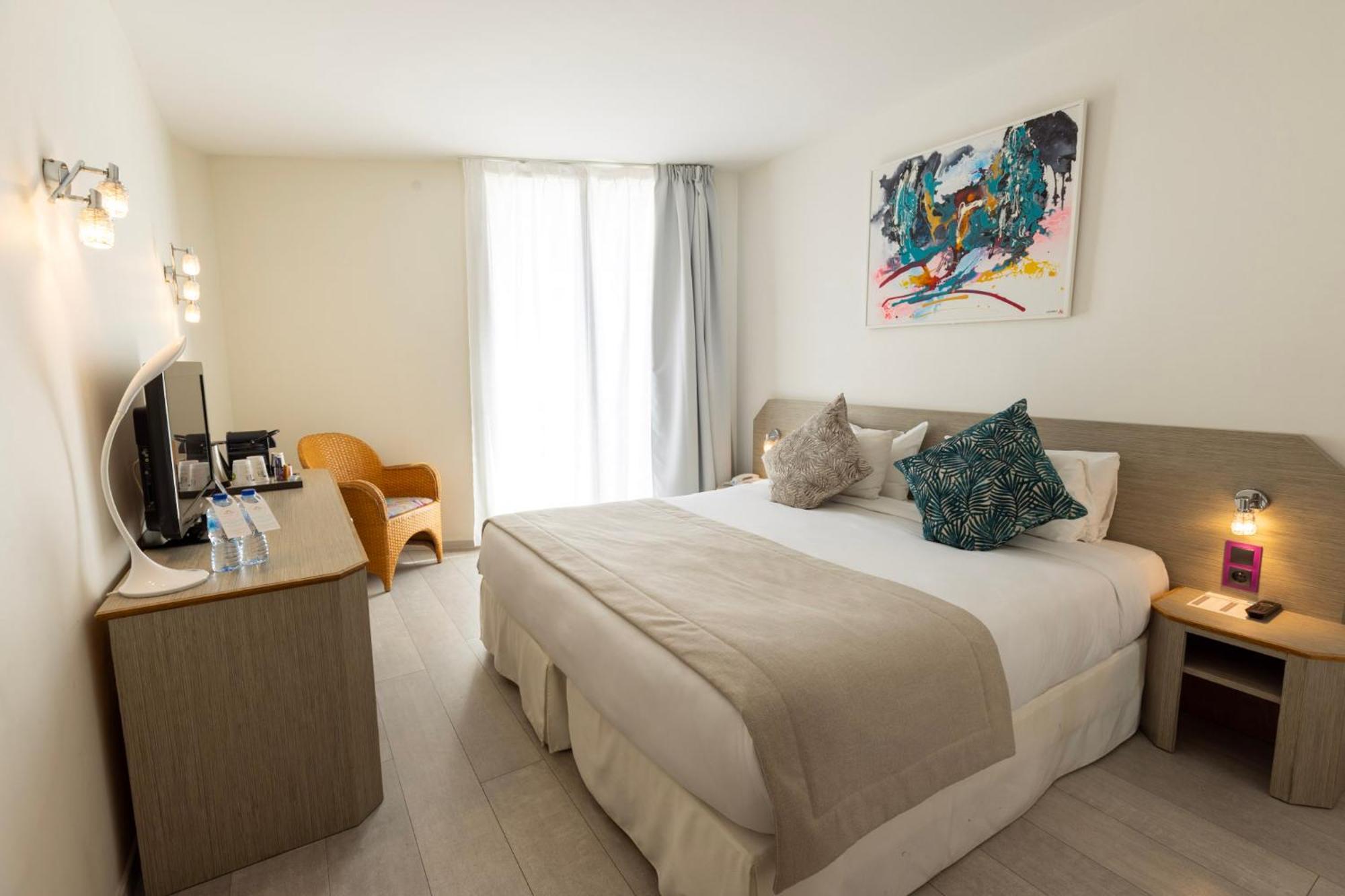 Classic Double Room - Free Spa Access,1273790518:JPEG