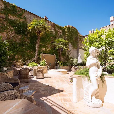 Best Western Premier Le Patio Des Artistes Wellness Jacuzzi-3